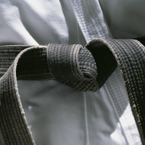 Un Kimono da Judo per rappresentare la Cintura Nera del corso di formazione Black Belt Lean e Black Belt Lean Six Sigma.